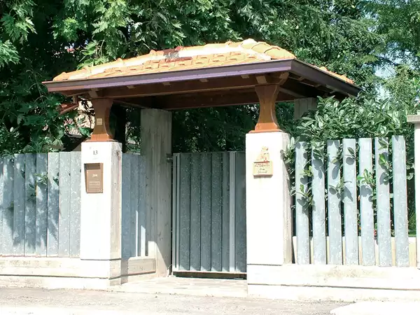 tettoia-per-esterni-copri-cancello tettoia-per-esterni-copri-cancello