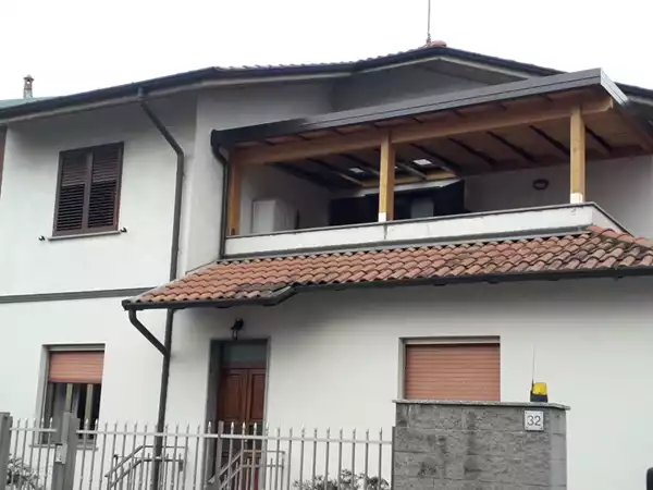 Strutturainlegnopergola1